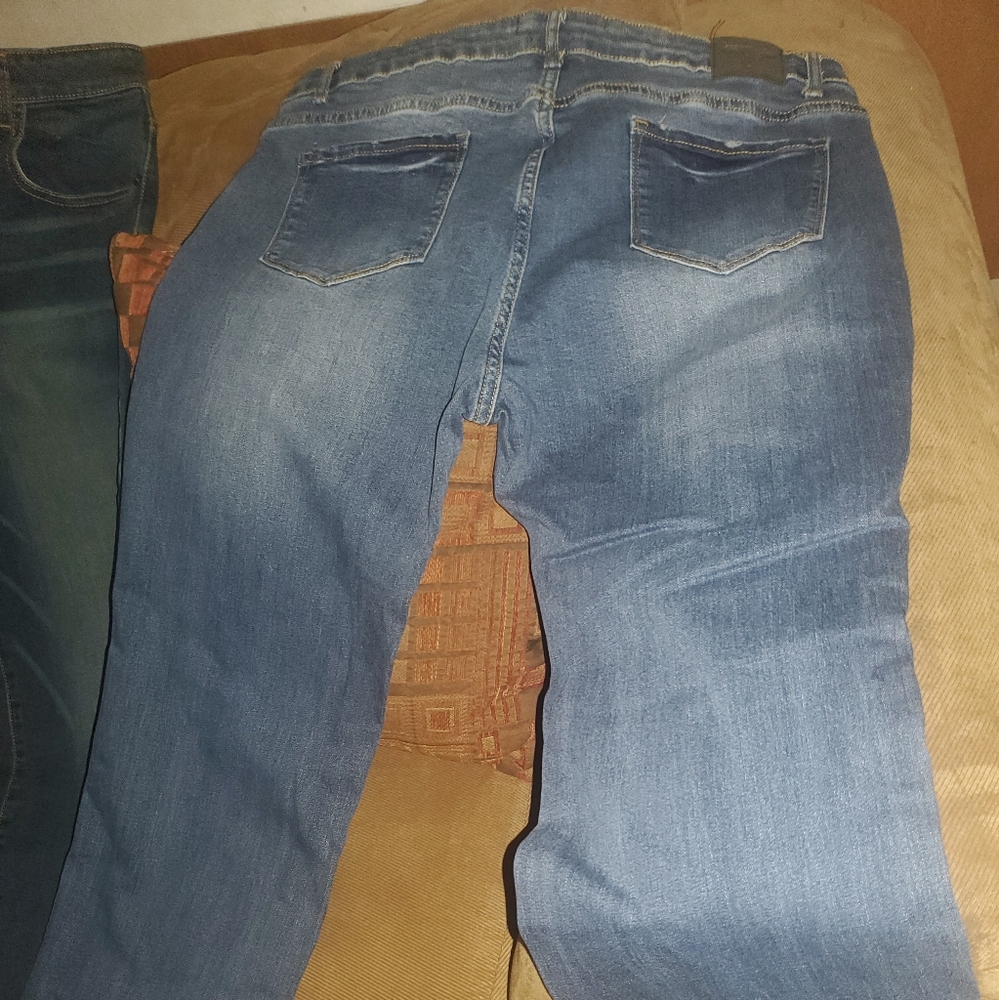 Womens blue jeans